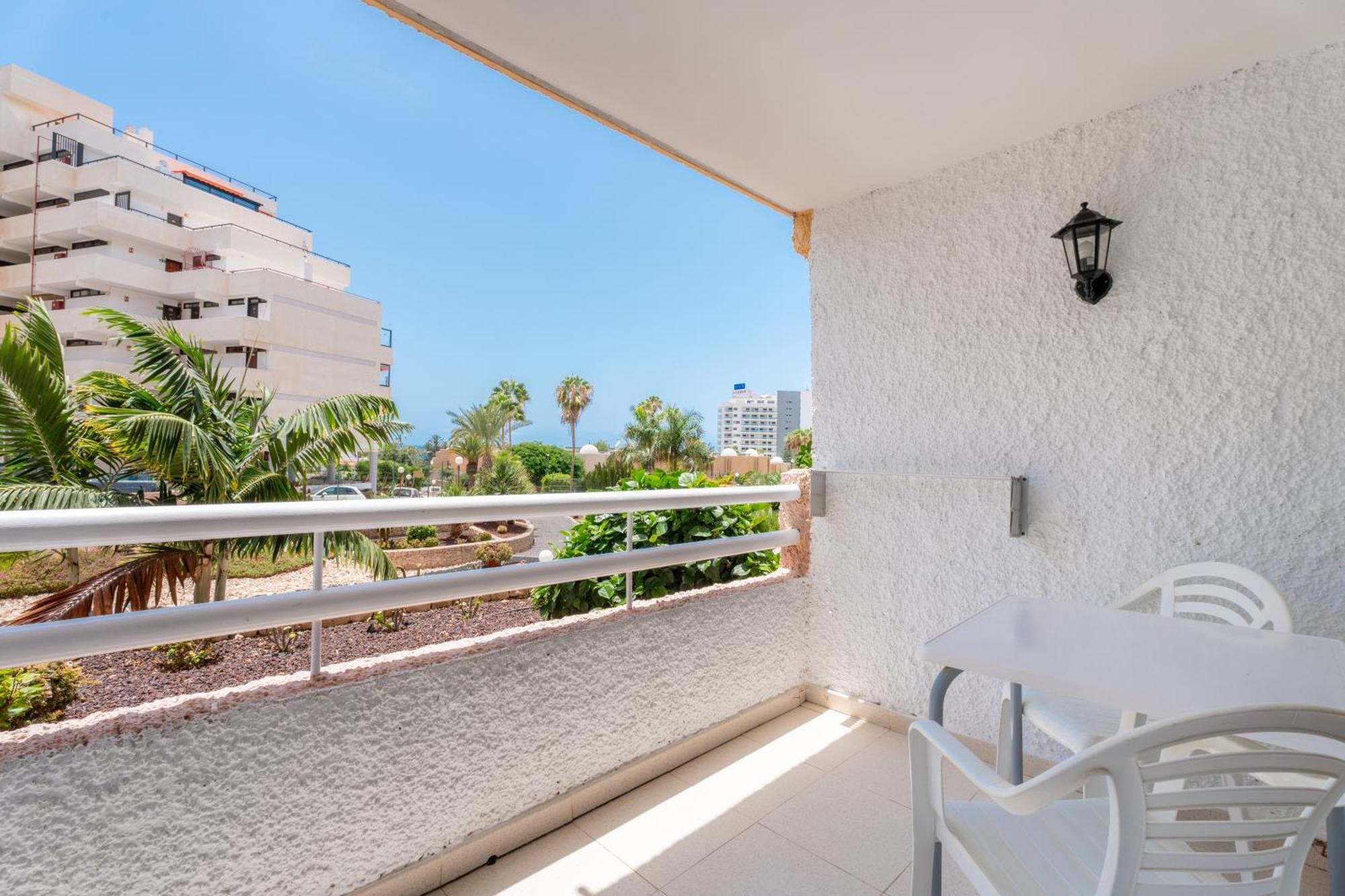 Apartamentos Borinquen Playa de las Americas  Exterior photo