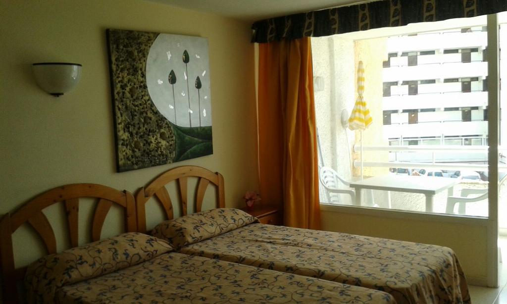 Apartamentos Borinquen Playa de las Americas  Exterior photo