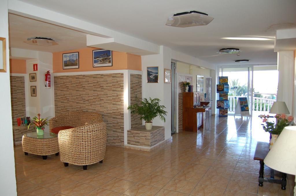 Apartamentos Borinquen Playa de las Americas  Exterior photo
