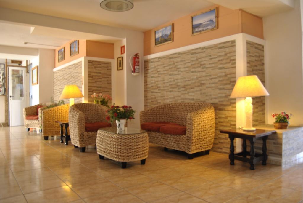 Apartamentos Borinquen Playa de las Americas  Exterior photo