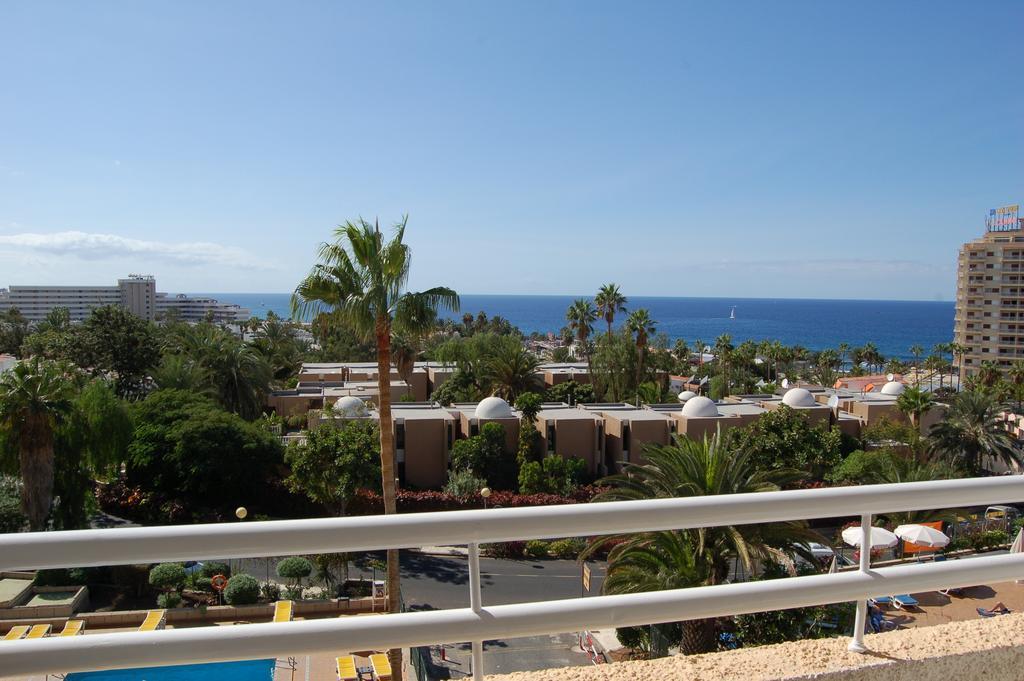 Apartamentos Borinquen Playa de las Americas  Exterior photo